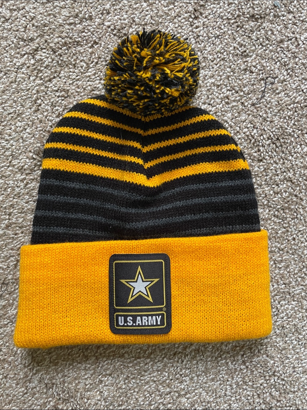 NWOT U.S. Army Striped Pom Beanie